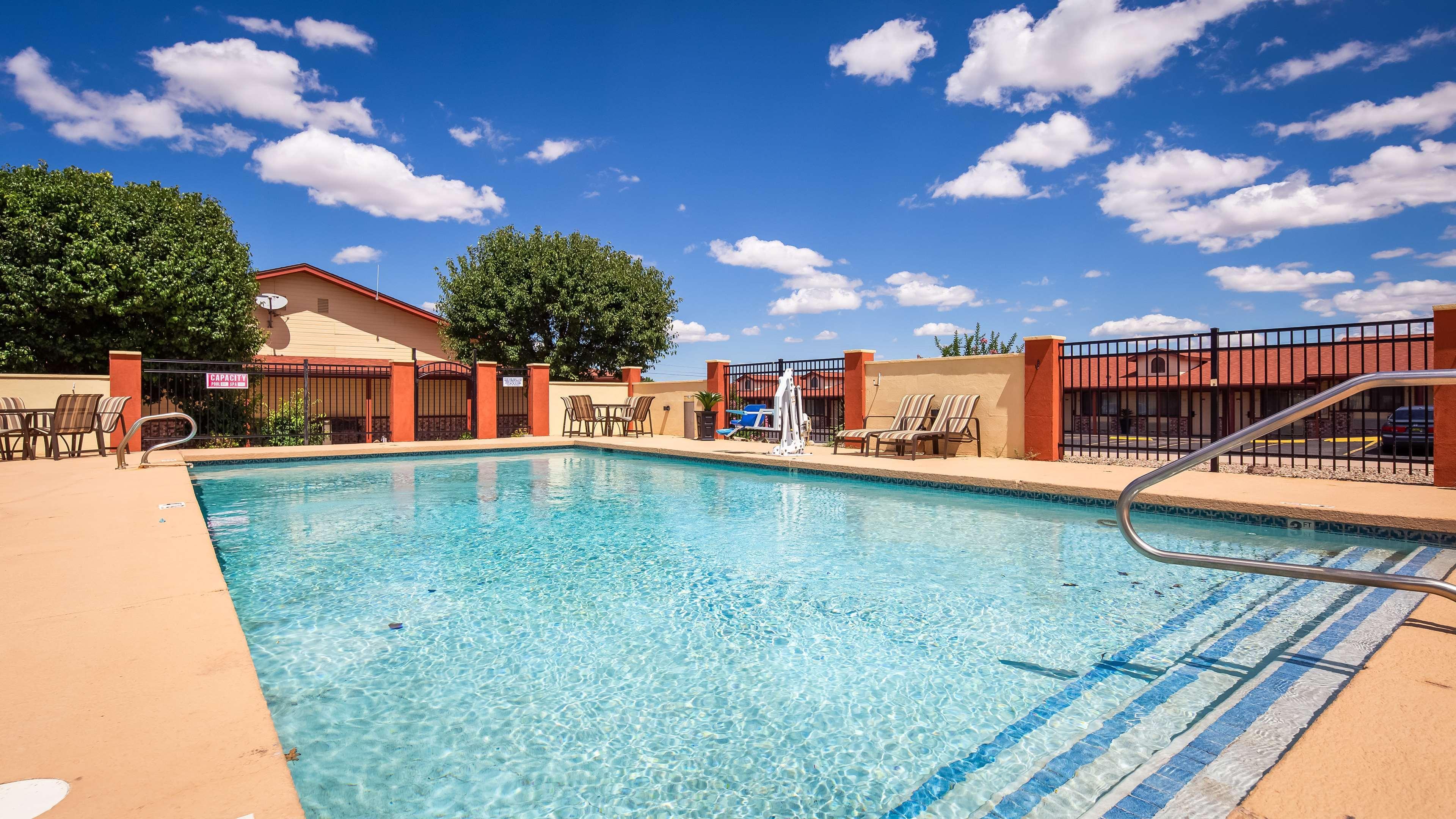 Best Western Santa Rosa Inn Bagian luar foto